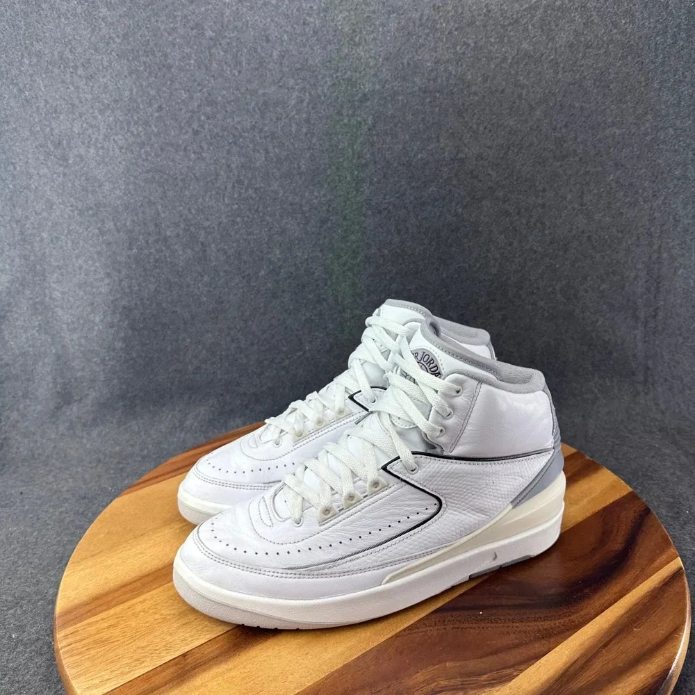 Air Jordan 2 Retro White Cement Grey Sail Black Men's Size 8 DR8884-100
